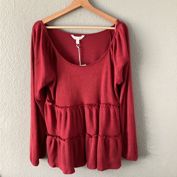 Lauren Conrad Top. NWT - Picture 2 of 6